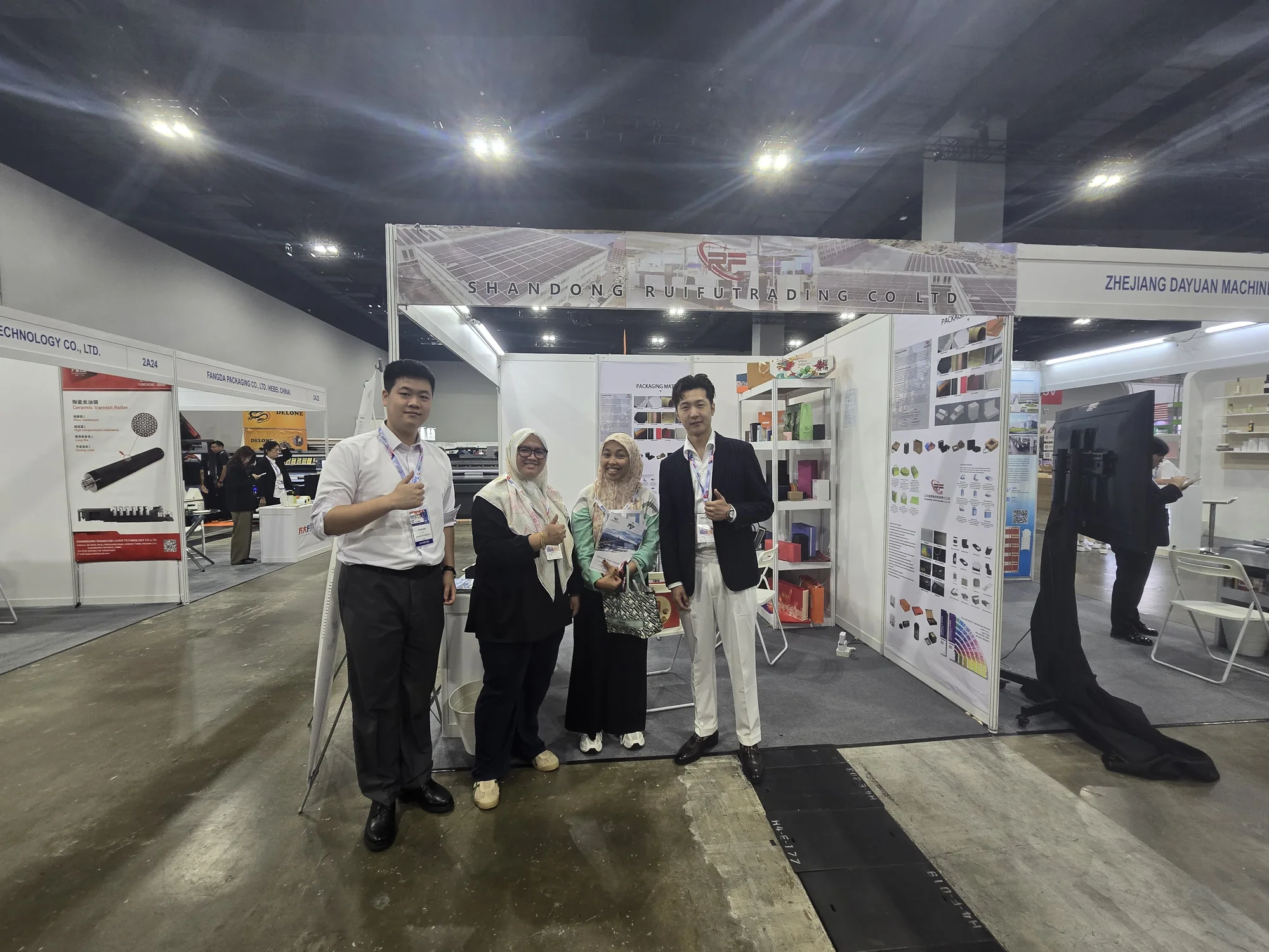 OKKEY team and visitors at the Malaysia exhibition, photo 8