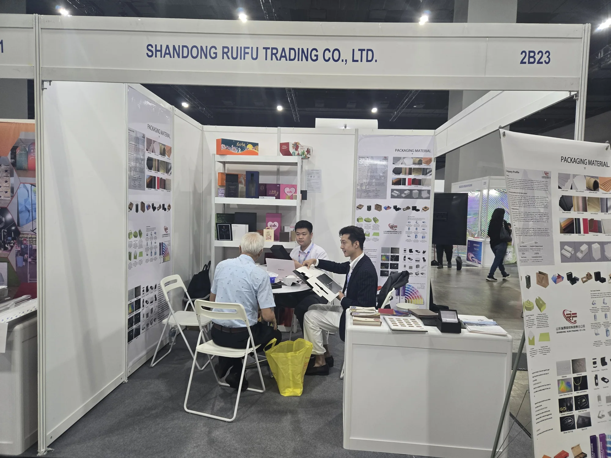 OKKEY team and visitors at the Malaysia exhibition, photo 11