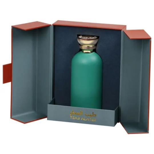 Upright gatefold display box