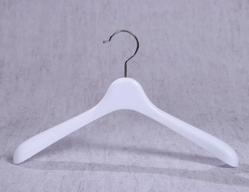 Smooth Wide Shoulder Coat Hanger