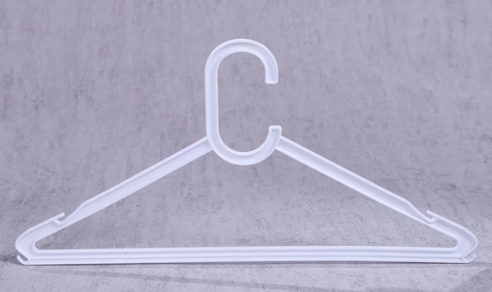 C Hook Plastic Clothes Hanger