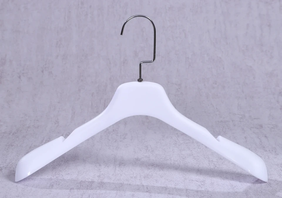 Curved Plastic Coat Hanger